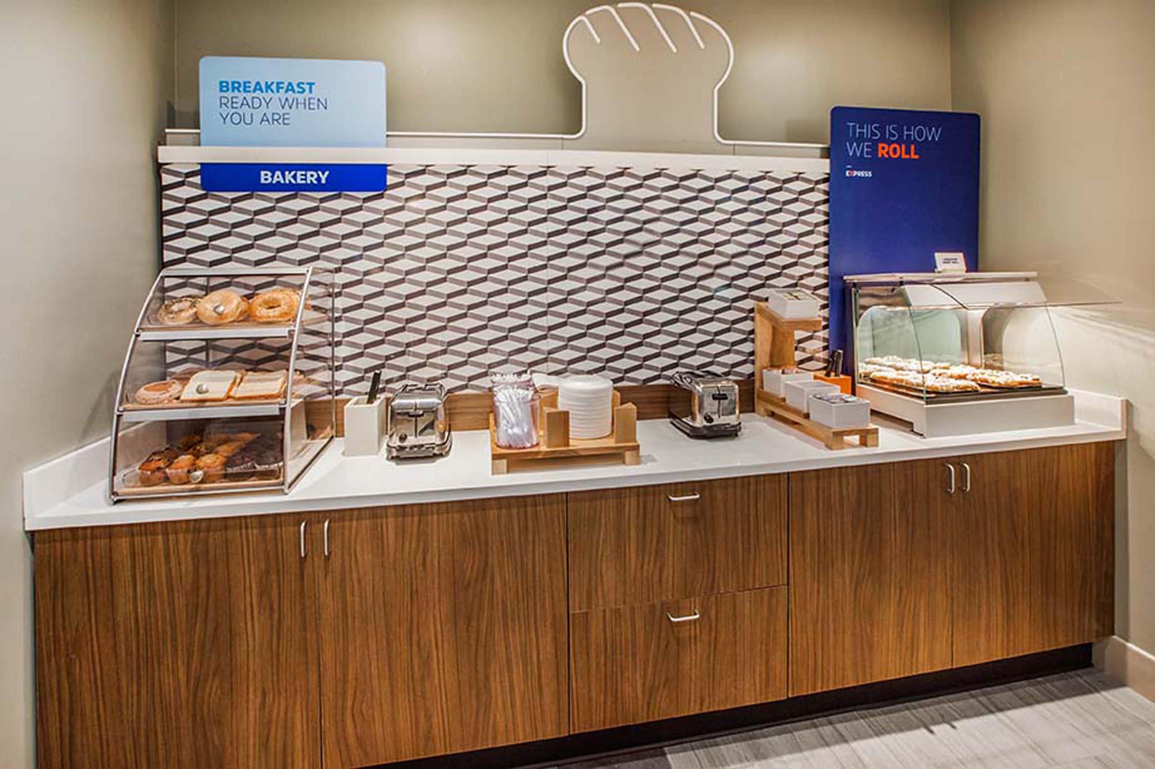 Holiday Inn Express & Suites Tacoma South - Lakewood By Ihg Екстер'єр фото