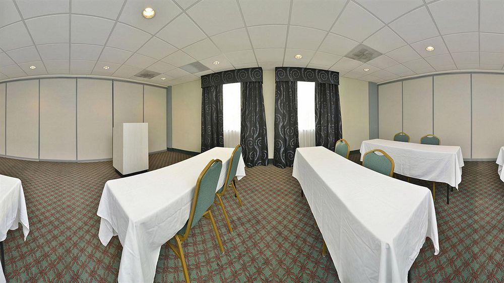 Holiday Inn Express & Suites Tacoma South - Lakewood By Ihg Екстер'єр фото