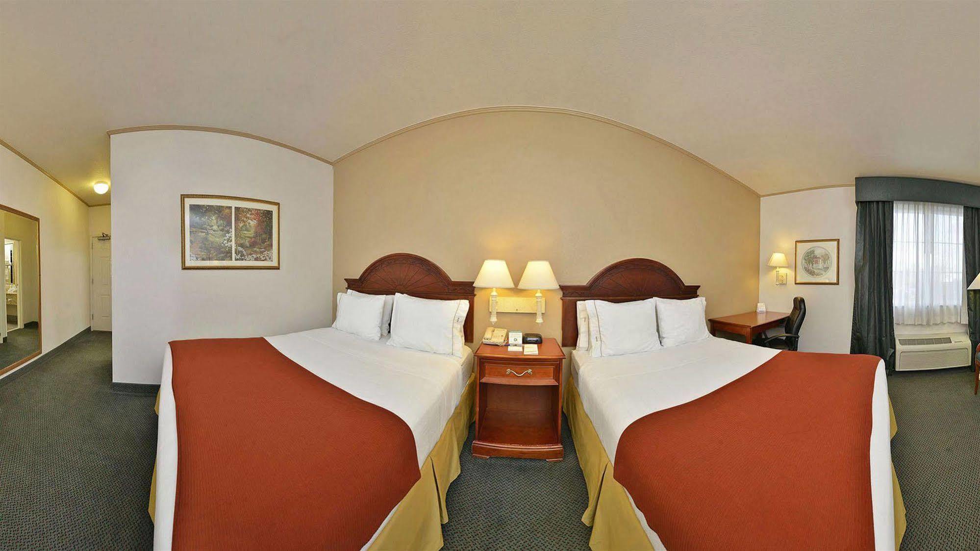 Holiday Inn Express & Suites Tacoma South - Lakewood By Ihg Екстер'єр фото